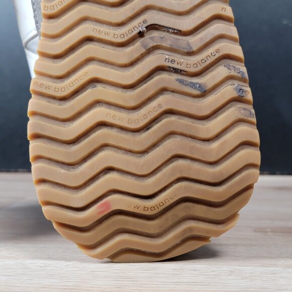 New Balance 237 Shoes Women Size 9.5 Gray White Running Athletic Suede WS237NM - Picture 8 of 9